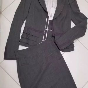 SOLD! Rebecca Taylor Ruffle Skirt Suit 0 NWT $635